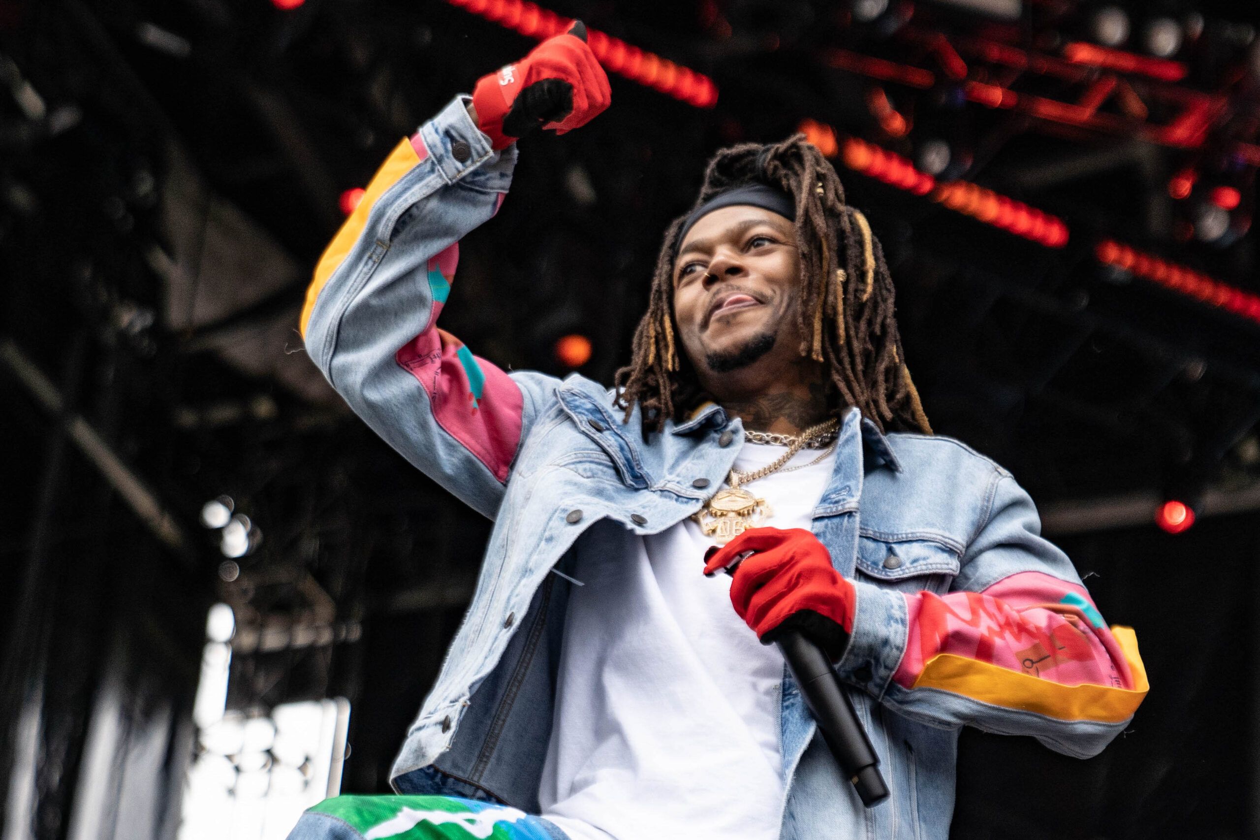 JID playing live